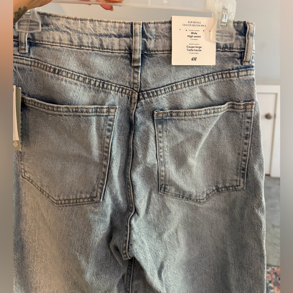 NWT** H&M Light Blue Wide High-waist Jeans